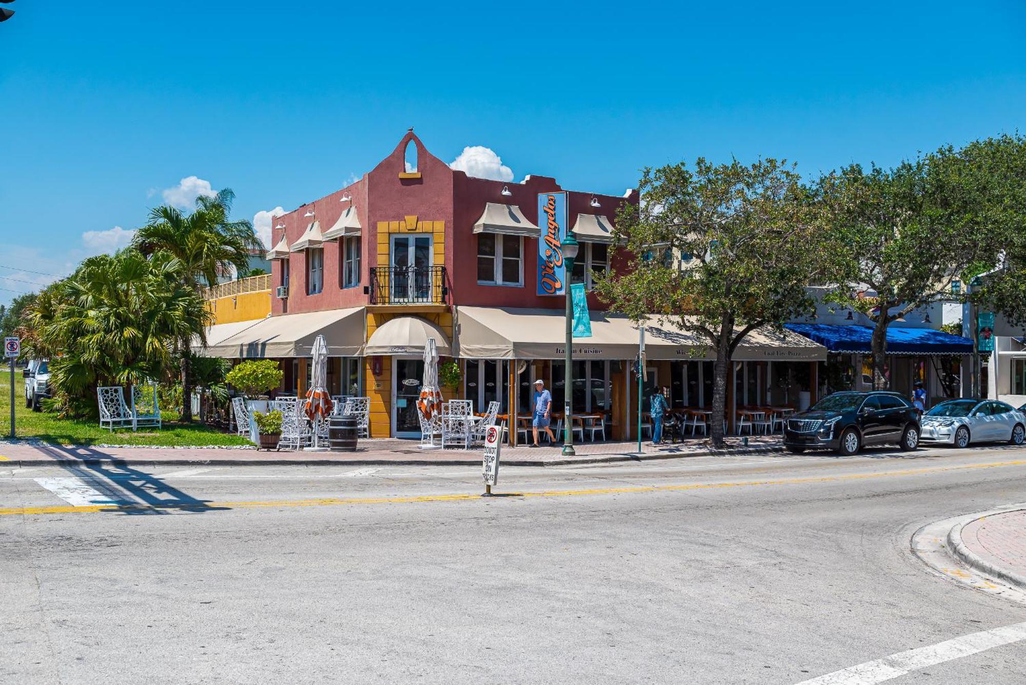 Newly Renovated Townhome With King Bed Delray Beach Esterno foto