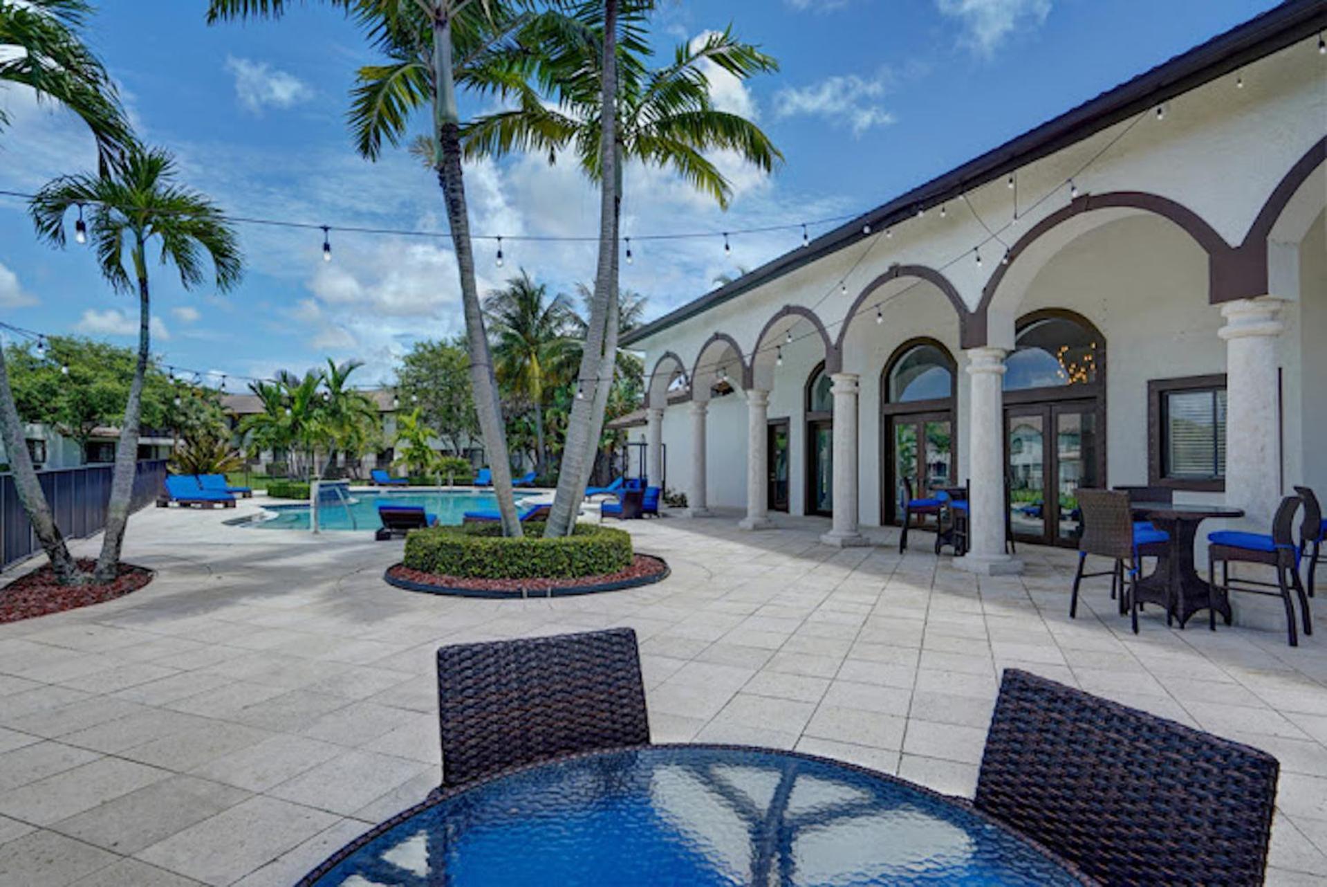 Newly Renovated Townhome With King Bed Delray Beach Esterno foto